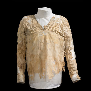 UCL Petrie Museum's Tarkhan Dress: world's oldest woven garment | UCL ...