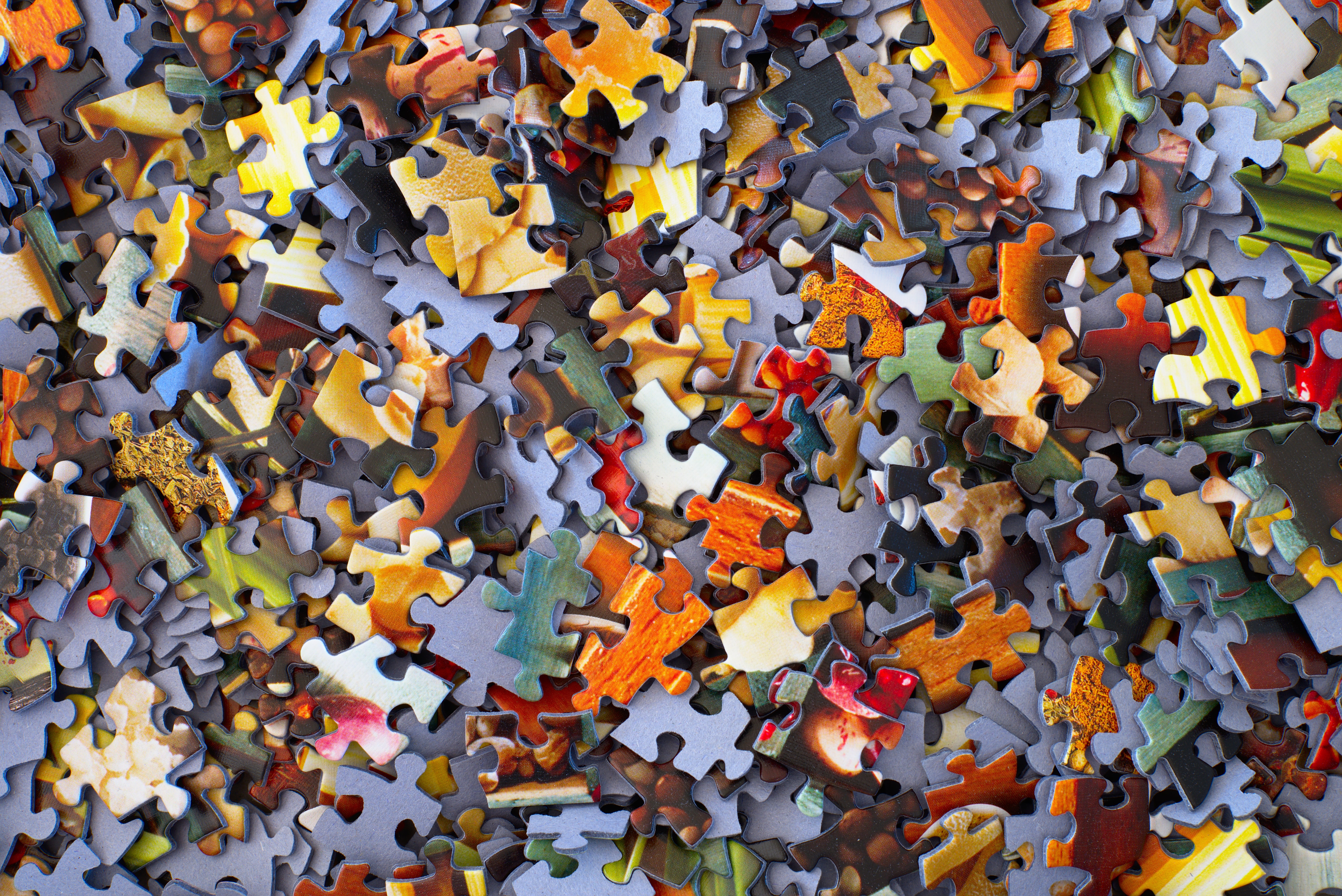 Multicoloured puzzle pieces 