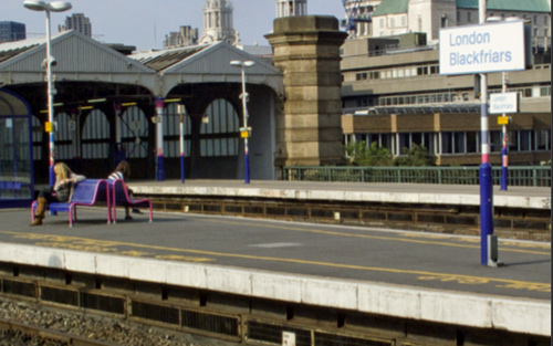 A nearly empty platform at London Blackfriars train station