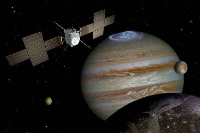 Artist's impression of ESA’s Jupiter Icy moons Explorer, JUICE, satellite in orbit around Jupiter and its icy moons Ganymede (foreground right), Europa (right of centre). Also shown is the Jovian moon Io (lower left). 