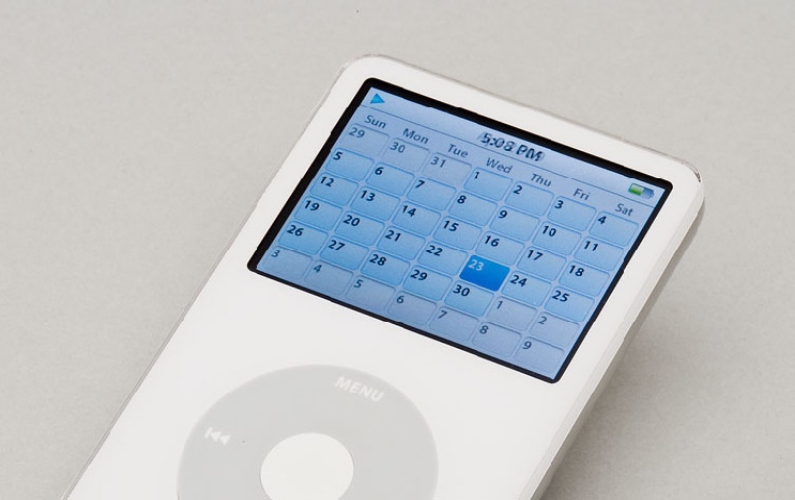 ipod with month calendar