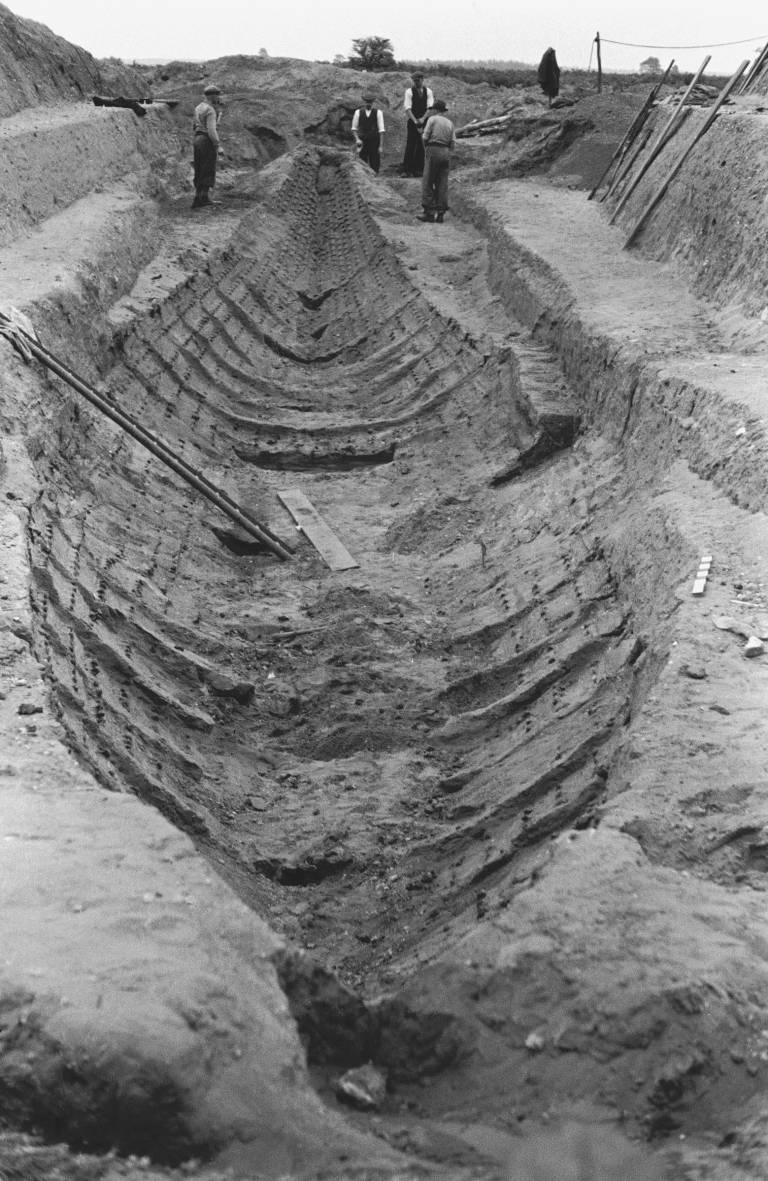 Image of the excavation in 1939, Mercie Lack, © Trustees of the British Museum