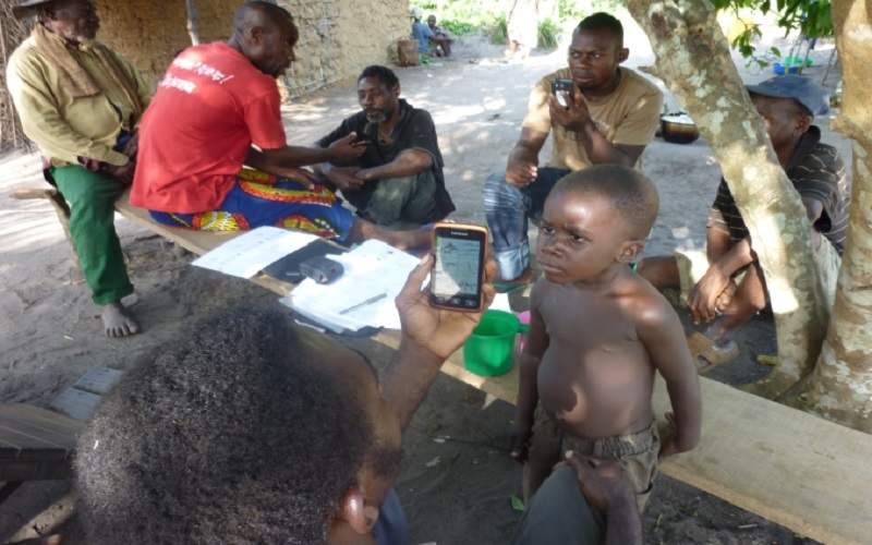 Using mobile devices in the Congo