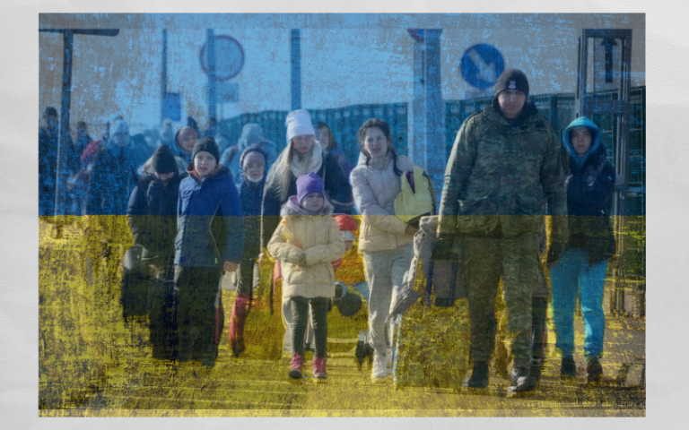 Ukrainian refugees from 2022, crossing into Poland