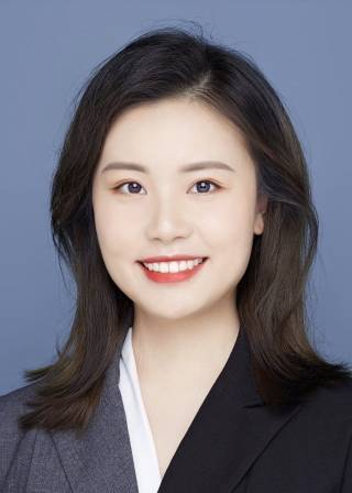 Anqi Lai - picture of alumna