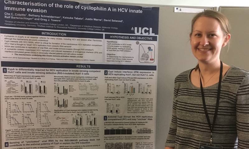 Che presents her poster at the EMBO Pathogen immunity and signalling workshop in Oxford, 2019