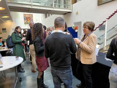 Photos 5-6: Snapshots from the networking session where experts from the industry and UCL researchers continued to exchange ideas. 